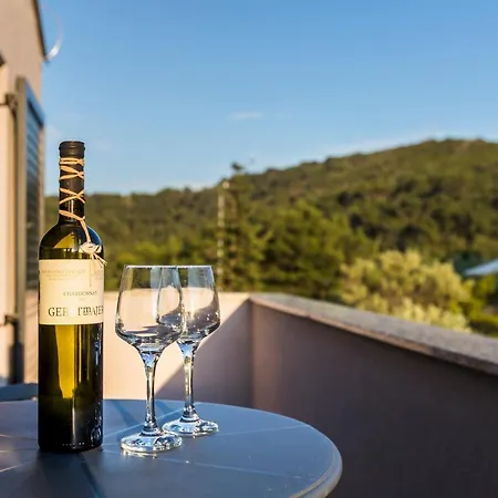 Apartment Valbay
