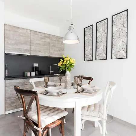 Valbay Apartment