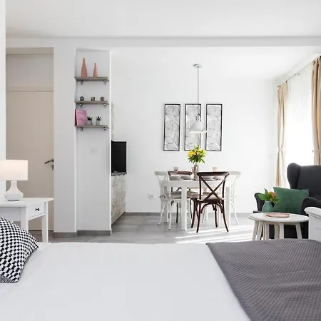 Valbay Apartment *